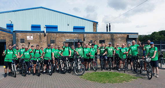 Ynysowen RFC taking part in the cycle ride